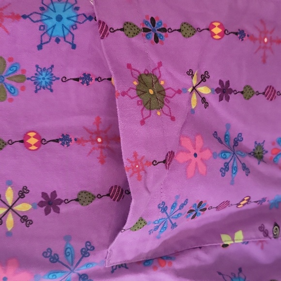 Koi Scrubs Top - Picture 3 of 5